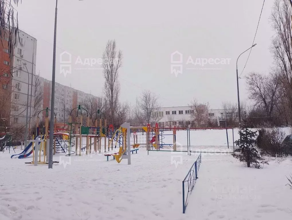 3-к кв. Волгоградская область, Волгоград ул. Милиционера Буханцева, 2 ... - Фото 1