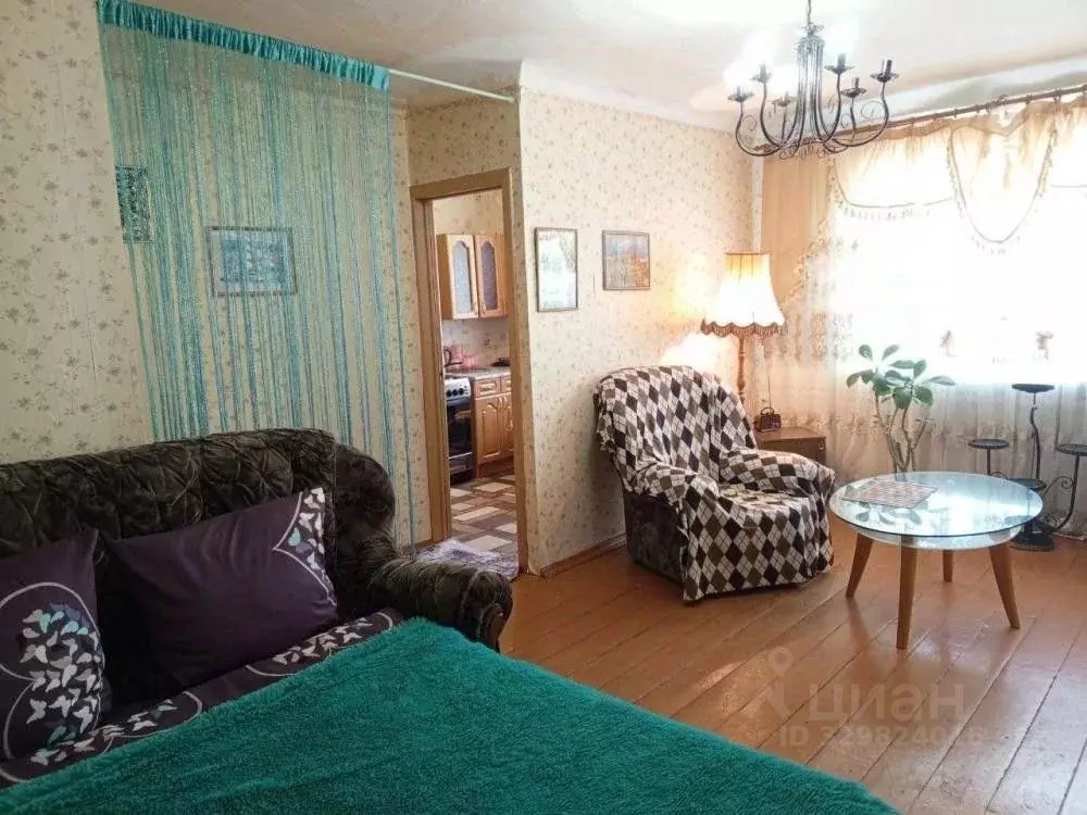 2-к кв. Иркутская область, Слюдянка Шахтерская ул., 22 (41.4 м) - Фото 1