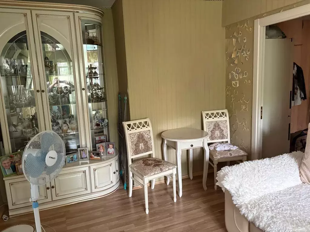 Продаётся 4-к квартира, 59 м - Фото 0