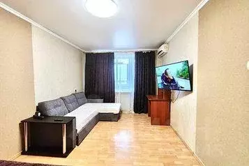 1-к кв. Оренбургская область, Оренбург Просторная ул., 8 (34.0 м) - Фото 1