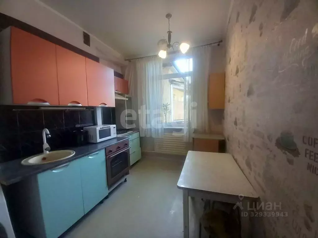 3-к кв. Калининградская область, Калининград Угловая ул., 5 (79.6 м) - Фото 1
