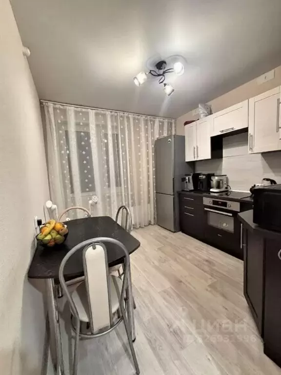 2-к кв. Мурманская область, Мурманск ул. Карла Либкнехта, 42 (50.0 м) - Фото 1