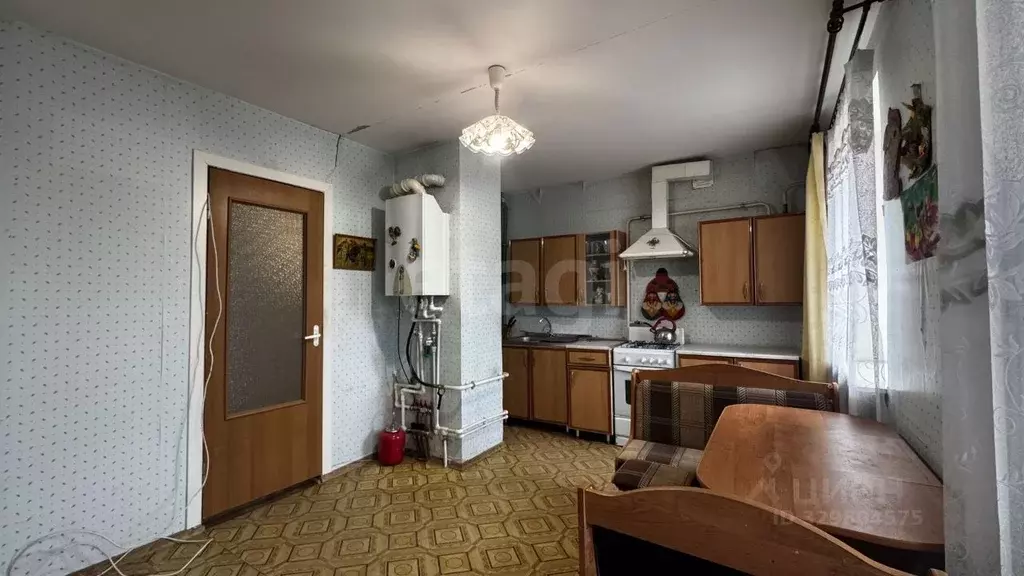 1-к кв. Смоленская область, Дорогобуж ул. Путенкова, 20 (49.6 м) - Фото 1