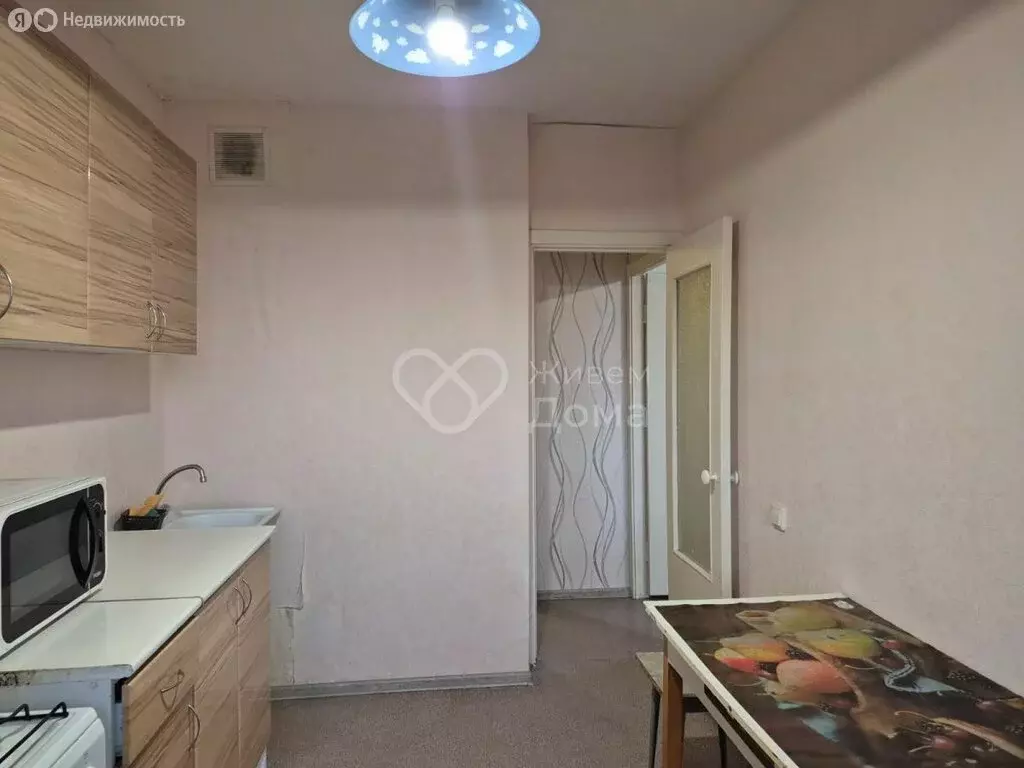 1-комнатная квартира: Волгоград, улица Академика Комарова, 79 (45 м) - Фото 2