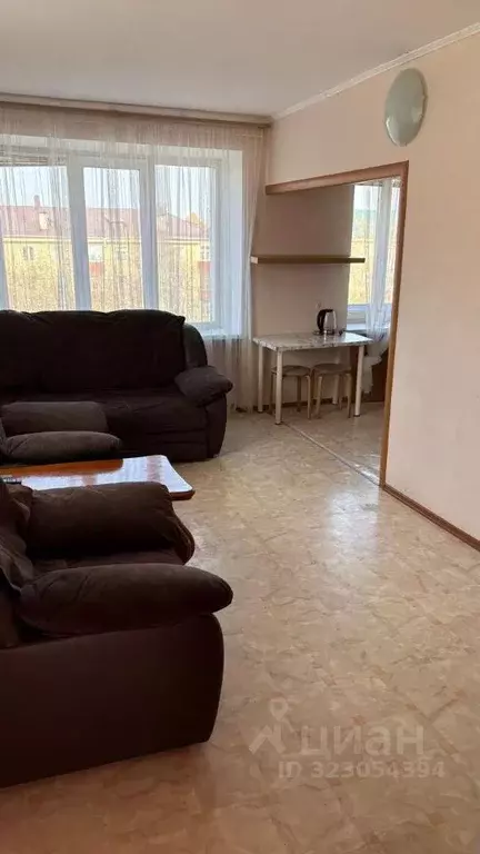 2-к кв. Омская область, Омск Городок Нефтяников мкр, ул. Андрианова, ... - Фото 0