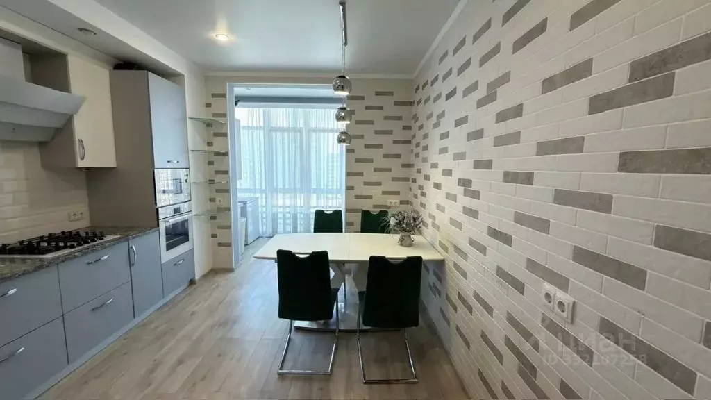 2-к кв. Крым, Евпатория просп. Победы, 50 (75.4 м) - Фото 1