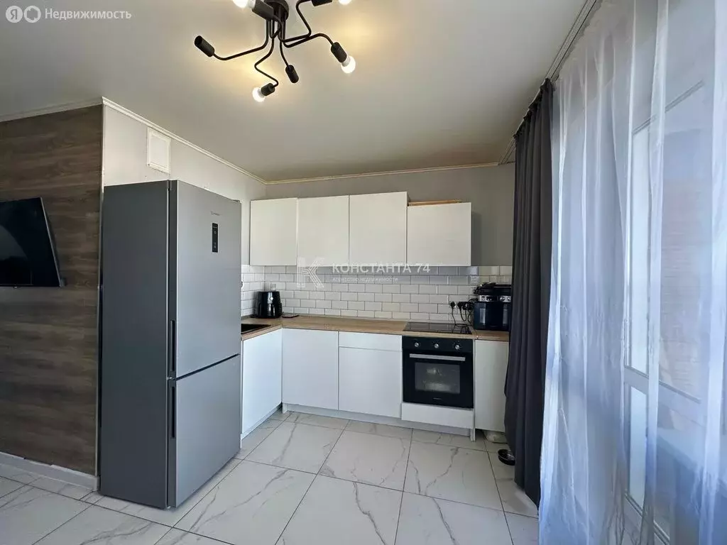 3-комнатная квартира: Челябинск, улица Бейвеля, 75 (65 м) - Фото 2