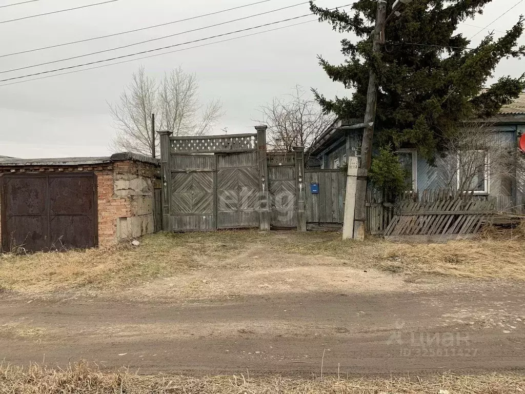 Дом в Красноярский край, Красноярск 3-я Линейная ул., 30 (99 м) - Фото 1