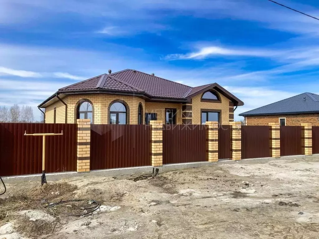 Коттедж в Тюменская область, Тюмень 4-й Салаирского тракта км (122 м) - Фото 0