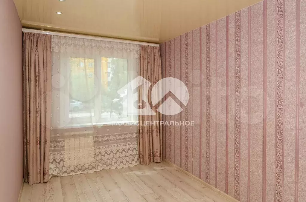 2-к. квартира, 43 м, 1/5 эт. - Фото 0