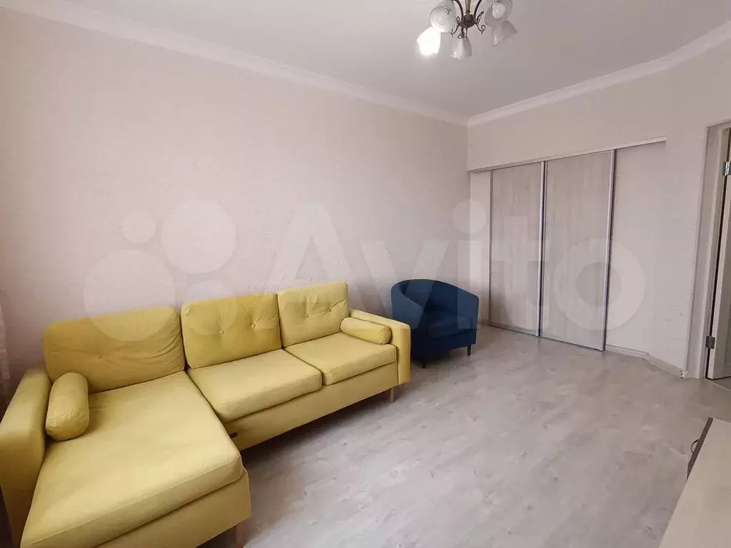 1-к. квартира, 32 м, 7/10 эт. - Фото 0