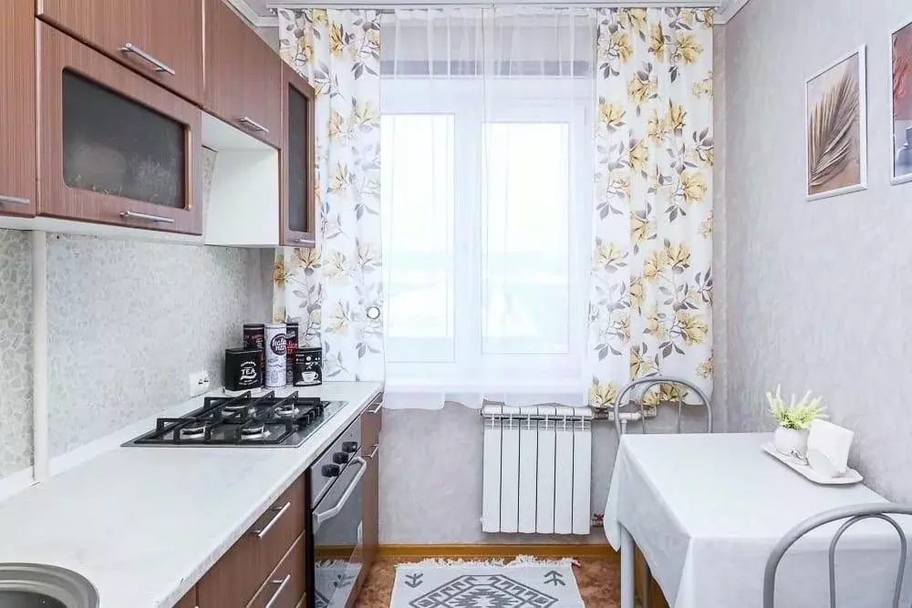 2-к кв. Омская область, Омск ул. Рокоссовского, 16к2 (43.2 м) - Фото 0