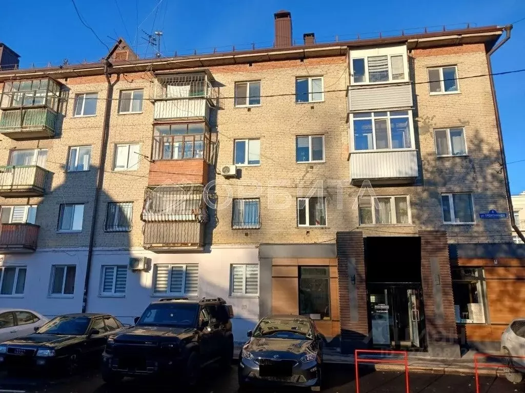 2-к кв. Тюменская область, Тюмень ул. Орджоникидзе, 4 (41.4 м) - Фото 1
