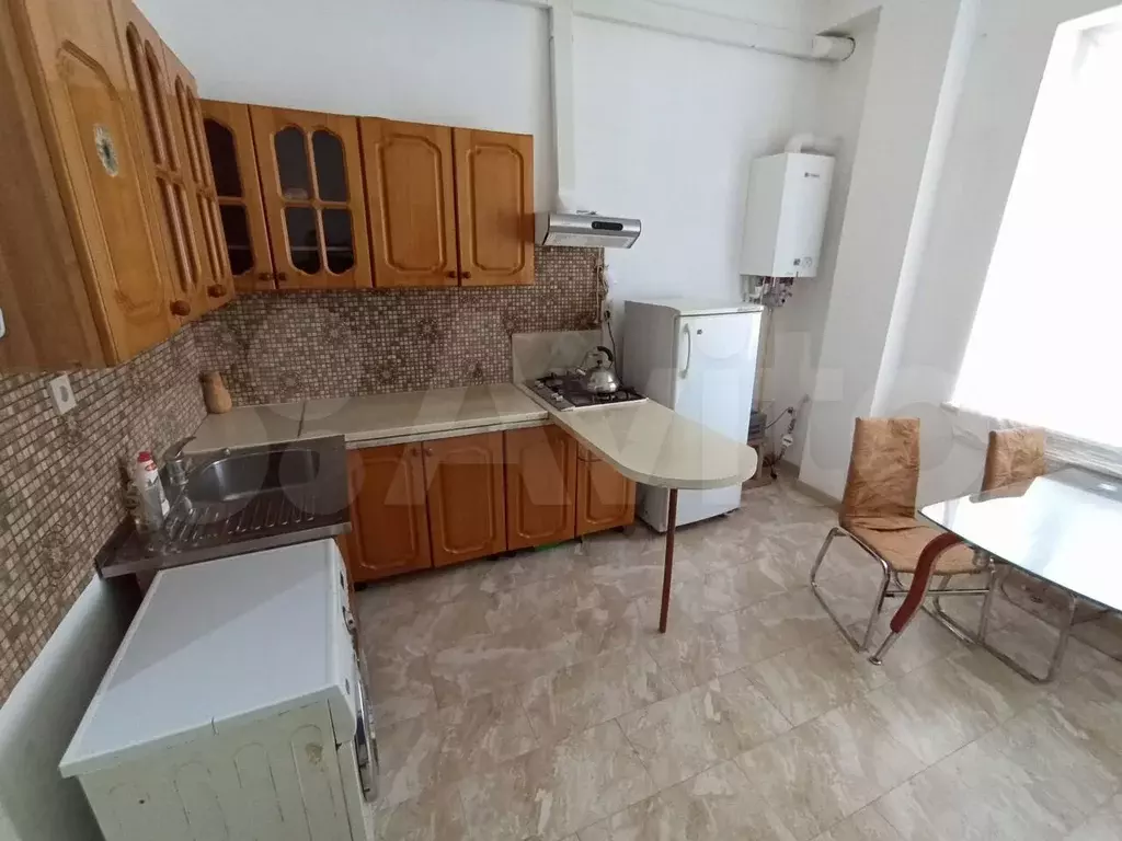 2-к. квартира, 100 м, 1/7 эт. - Фото 0