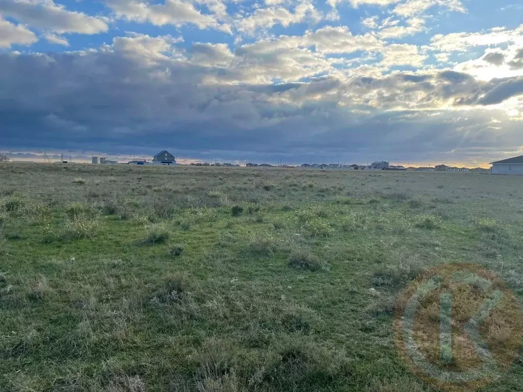 Участок в Крым, Сакский район, с. Уютное  (7.69 сот.) - Фото 1