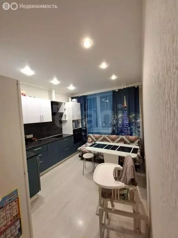 1-комнатная квартира: Тюмень, улица Тимофея Чаркова, 81к2 (34.9 м) - Фото 2