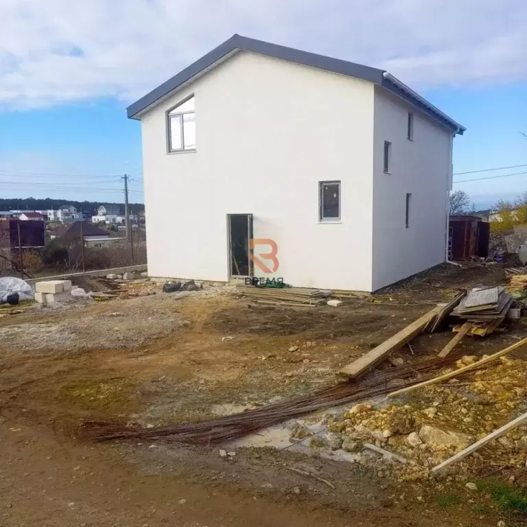 Дом в Севастополь Ленинский муниципальный округ,  (110 м) - Фото 2