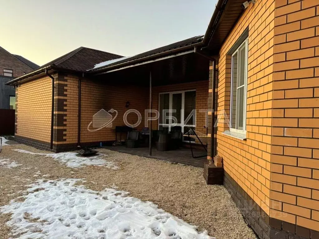 Дом в Тюменская область, Тюменский муниципальный округ, с. Луговое ул. ... - Фото 1