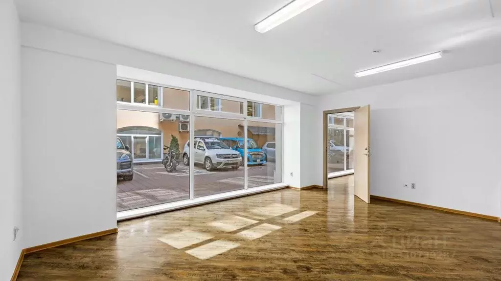Офис в Санкт-Петербург 2-я Советская ул., 7 (52 м) - Фото 1