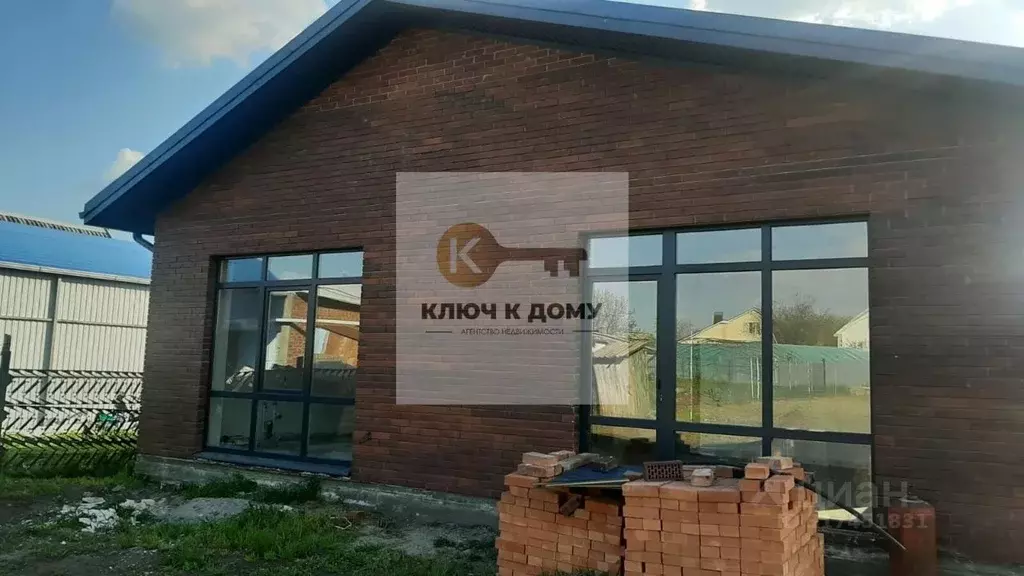 Дом в Ростовская область, Аксайский район, Ольгинская ст-ца Кузнецкая ... - Фото 1