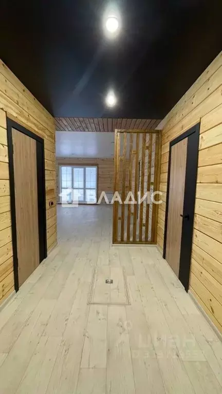 Дом в Бурятия, Улан-Удэ ул. Боярская Слобода (210 м) - Фото 2