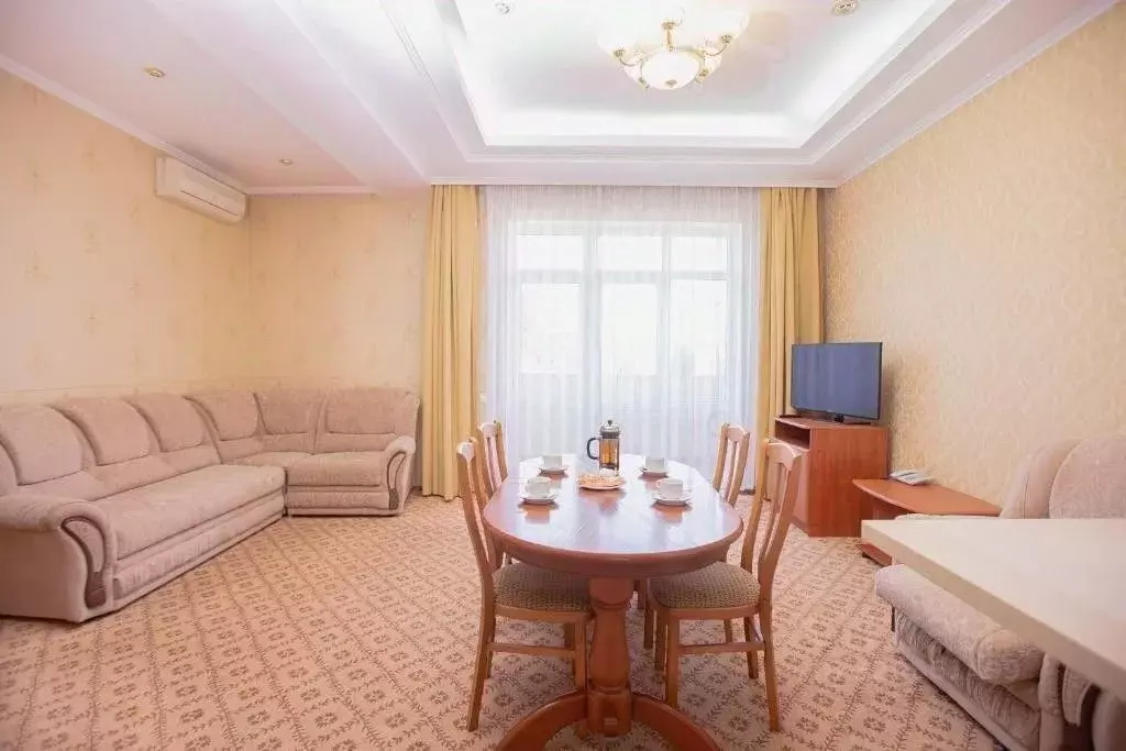 2-к кв. Краснодарский край, Сочи Адлер жилрайон, ул. Бестужева, 8 ... - Фото 1