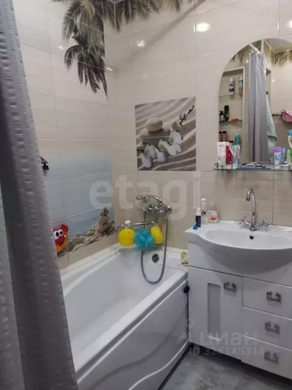 3-к кв. Красноярский край, Красноярск ул. Калинина, 183 (64.6 м) - Фото 1