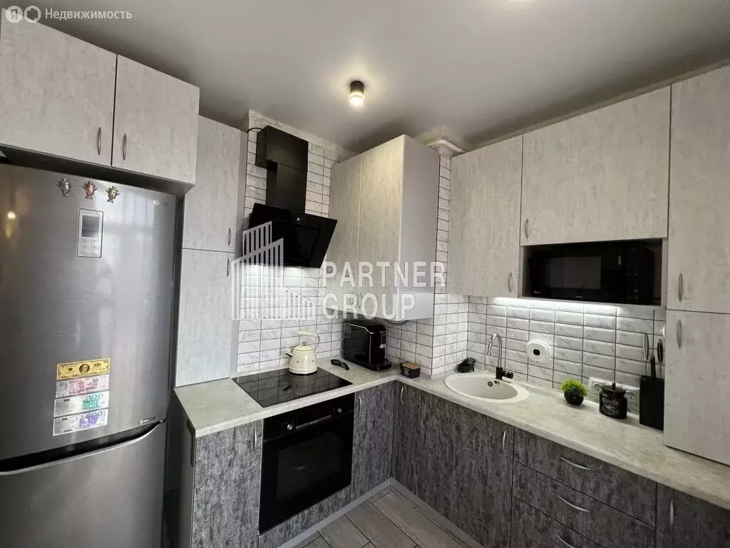 2-комнатная квартира: посёлок Молодёжный, улица Вадима Усова, 9 (49.8 ... - Фото 1