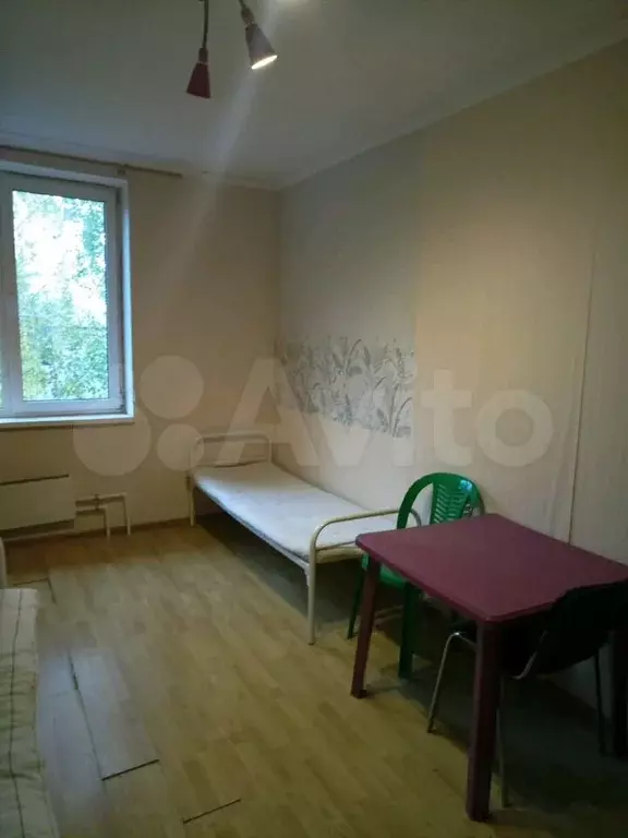 Комната 15 м в 6-к., 3/4 эт. - Фото 0