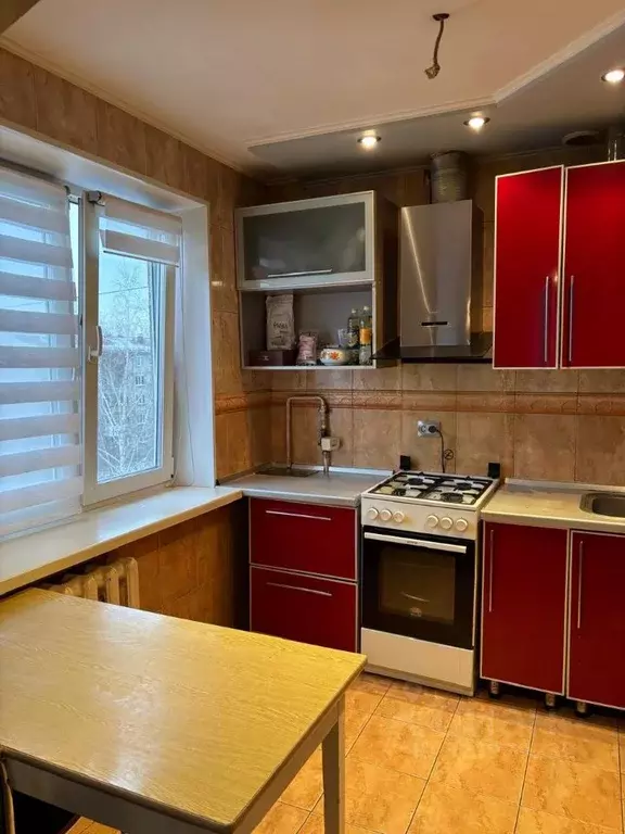 3-к кв. Омская область, Омск ул. 75-й Гвардейской Бригады, 18 (56.9 м) - Фото 2