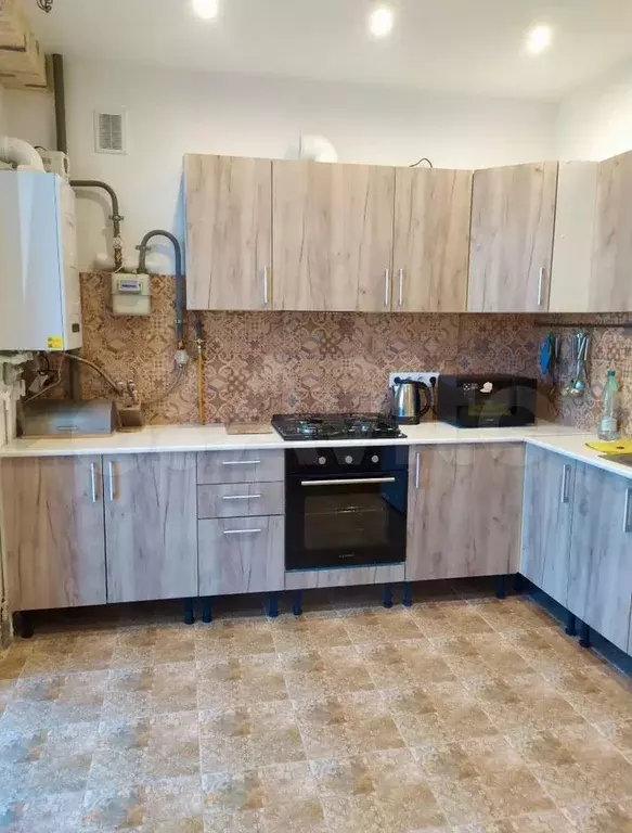 1-к. квартира, 40 м, 5/10 эт. - Фото 0