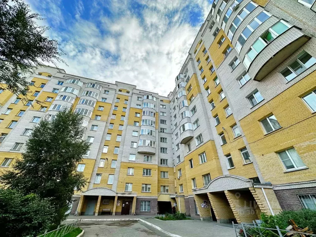 2-к кв. Омская область, Омск Пригородная ул., 5к1 (68.0 м) - Фото 0