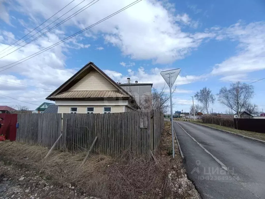 Участок в Марий Эл, Медведевский район, Азановское с/пос, с. Азаново ... - Фото 1