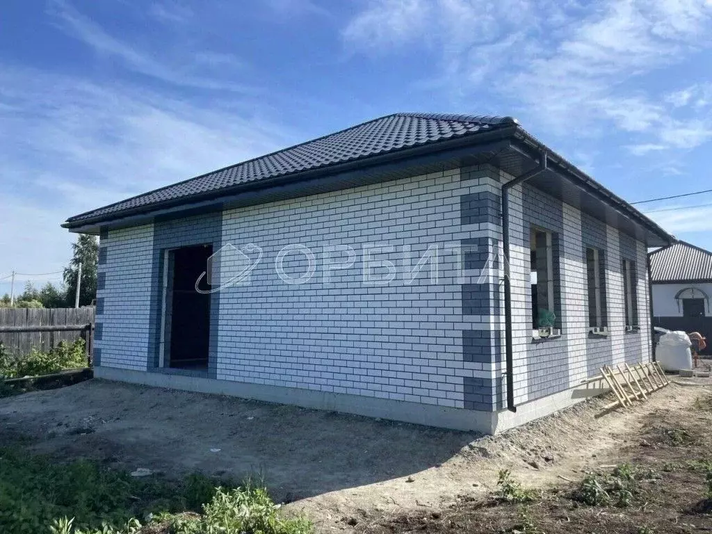 Дом в Тюменская область, Тюмень Садовое товарищество Липовый остров, ... - Фото 0