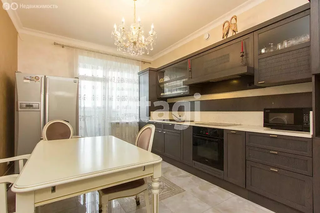 3-комнатная квартира: Калининград, Ольштынский переулок, 5 (110 м) - Фото 1