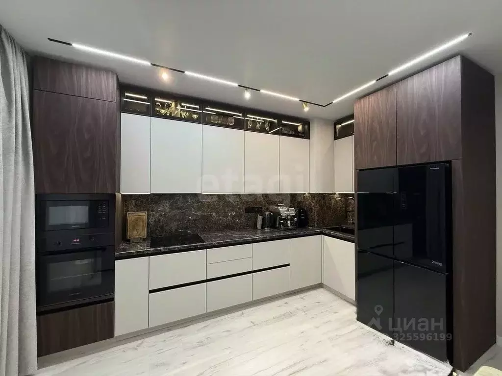 3-к кв. Московская область, Солнечногорск городской округ, Голубое пгт ... - Фото 1