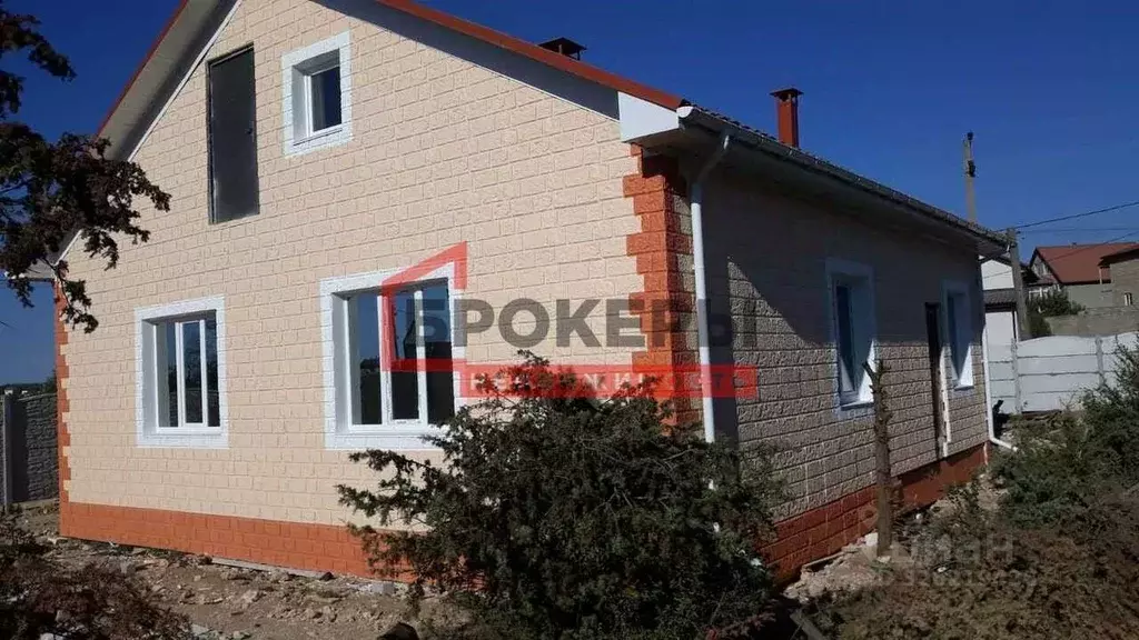 Дом в Севастополь ул. Сапфирная (150 м) - Фото 1