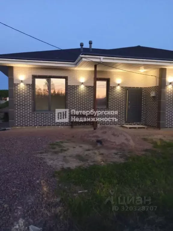 Дом в Ленинградская область, Ломоносовский район, Пениковское с/пос, ... - Фото 1