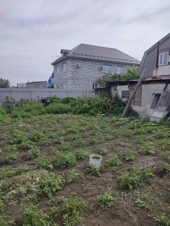 Участок в Омская область, Омск ул. Игоря Москаленко (5.7 сот.) - Фото 0