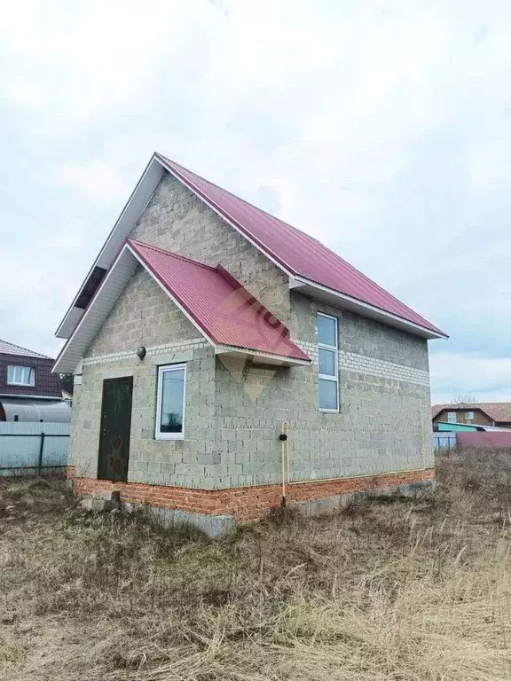Дом в Белгородская область, Старооскольский городской округ, с. ... - Фото 1