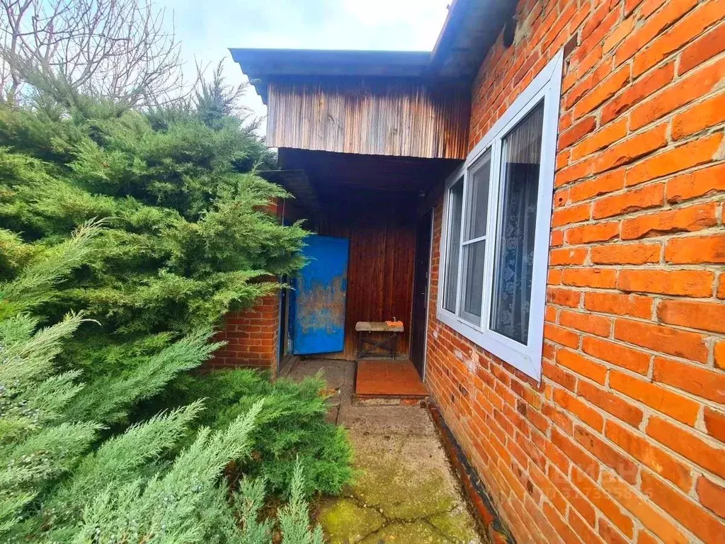 2-к кв. Краснодарский край, Усть-Лабинск Колхозная ул., 139 (56.4 м) - Фото 0