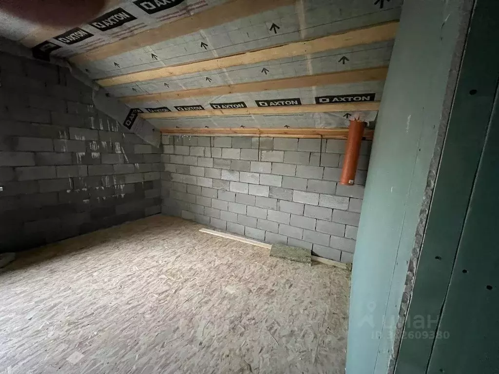 Дом в Волгоградская область, Волгоград Крутая ул. (182 м) - Фото 1