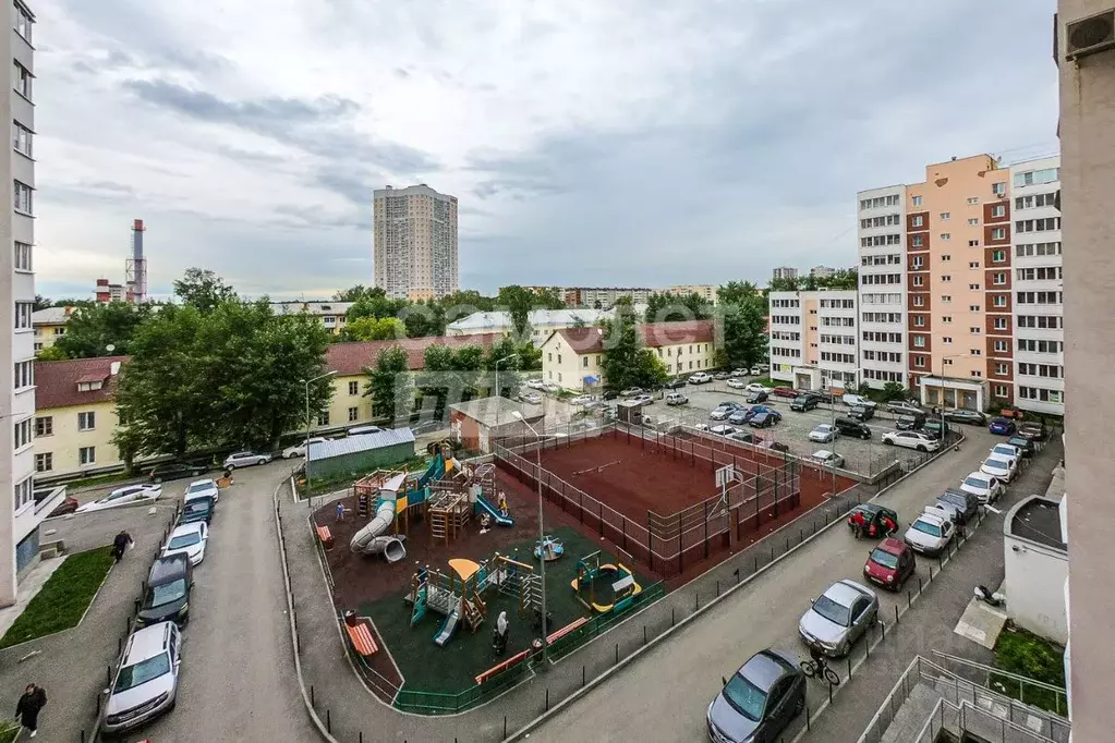 3-к кв. Свердловская область, Екатеринбург ул. Техническая, 94 (66.2 ... - Фото 1
