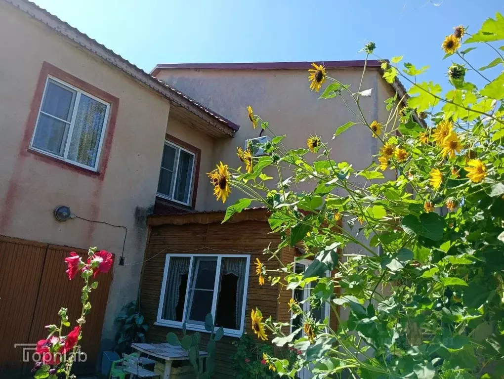 Коттедж в Астраханская область, Астрахань Львовская ул., 9 (219 м) - Фото 1