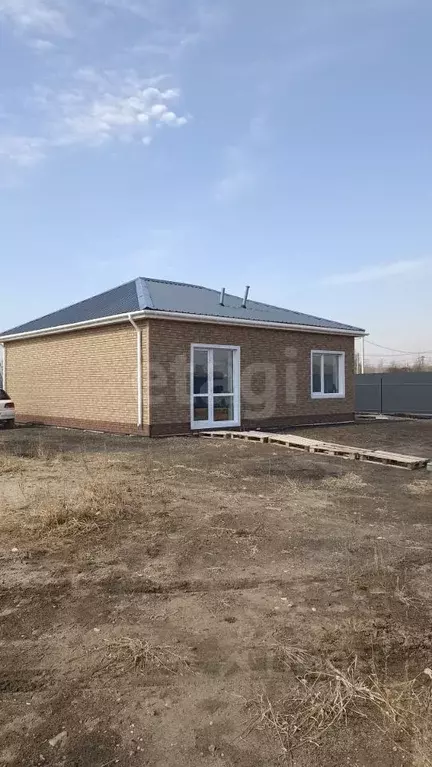Дом в Амурская область, Благовещенск 5-я Стройка мкр, ул. Молодежная, ... - Фото 1