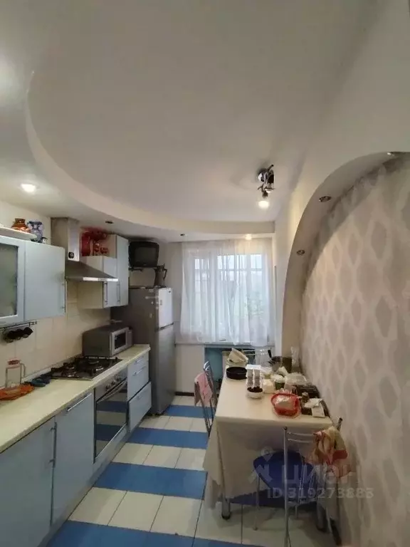 3-к кв. Ярославская область, Рыбинск ул. Суркова, 3 (70.0 м) - Фото 0