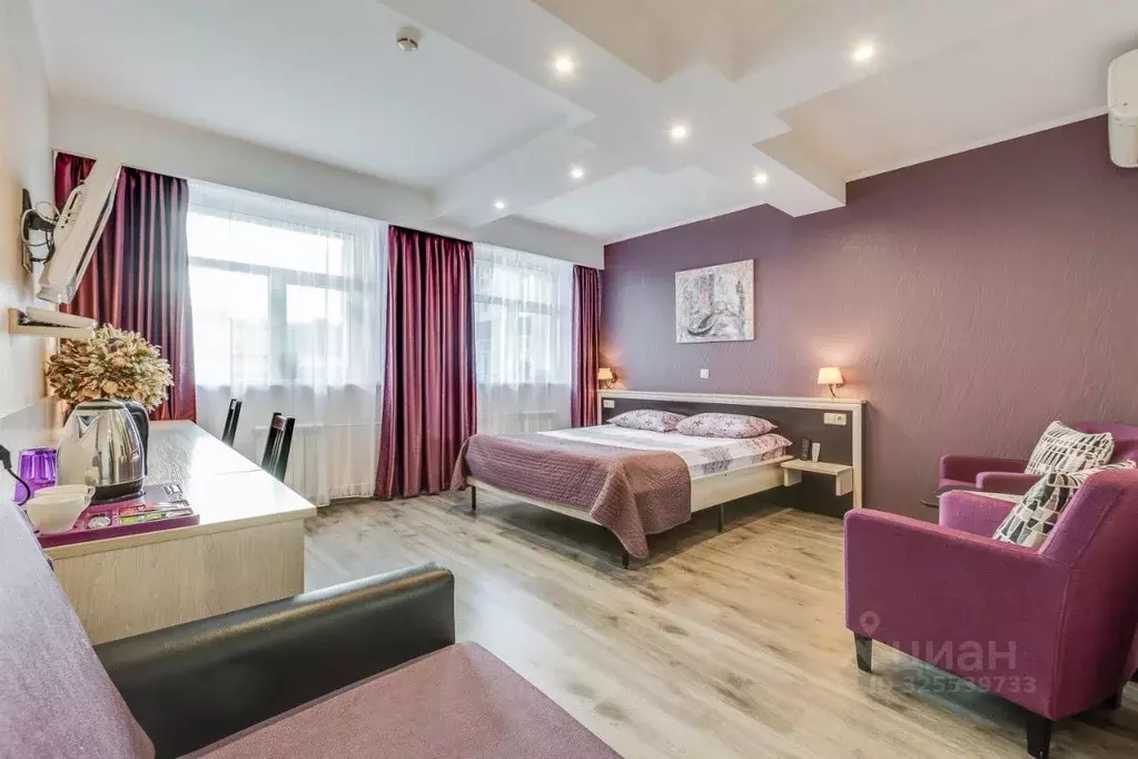 Комната Санкт-Петербург ул. Коли Томчака, 9Д (25.0 м) - Фото 1