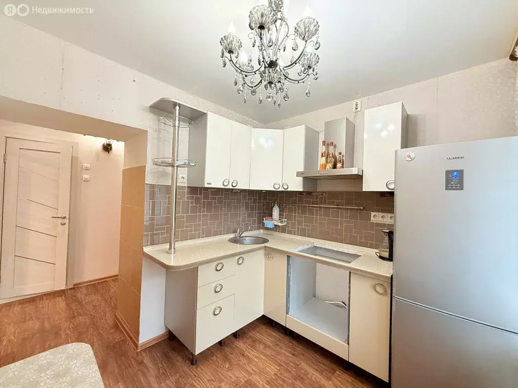 2-комнатная квартира: Иркутск, Волгоградская улица, 63 (42 м) - Фото 0