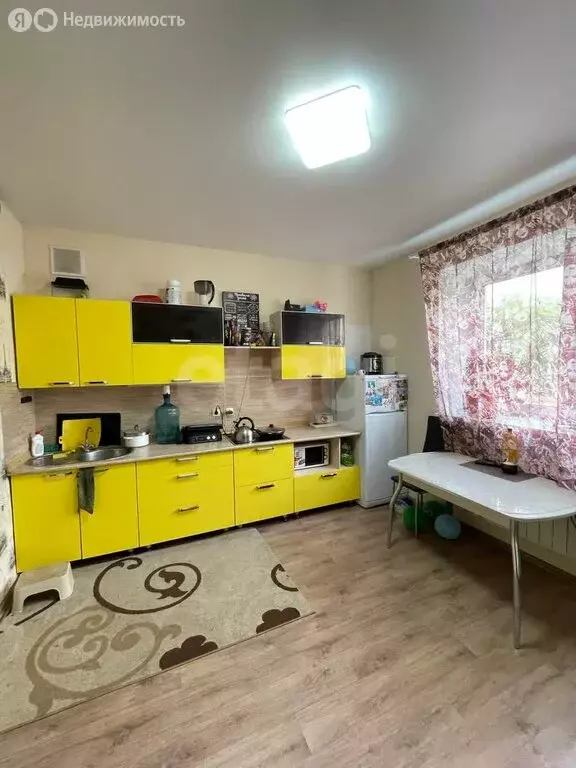 3-комнатная квартира: Котлас, улица Маяковского, 1Б (93.1 м) - Фото 0