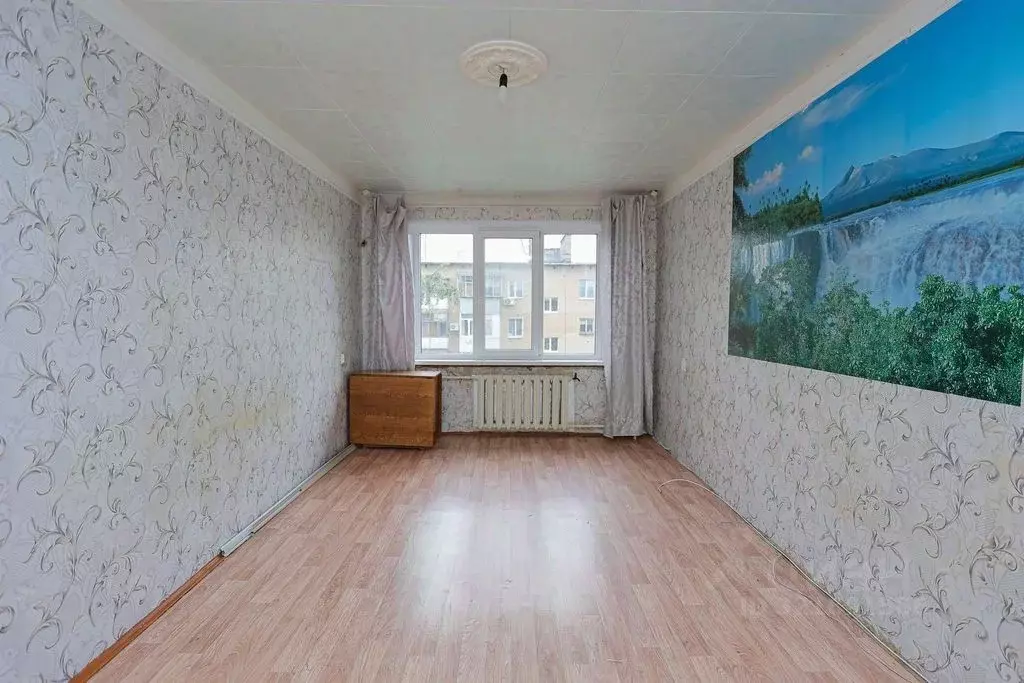 3-к кв. Оренбургская область, Оренбург Промышленная ул., 7 (61.4 м) - Фото 1